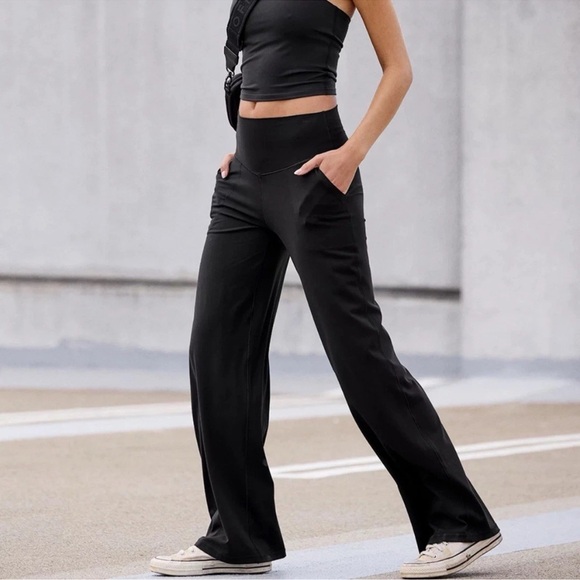 aerie Pants - Aerie Offline Real Me High Rise Wide Leg Trouser Pockets Black Size Large